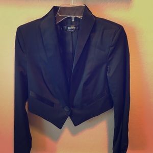 BEBE cropped tuxedo style jacket
